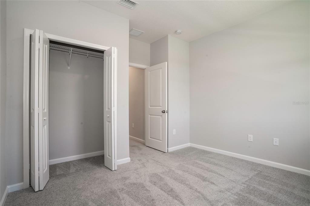 For Rent: $2,850 (3 beds, 2 baths, 1702 Square Feet)