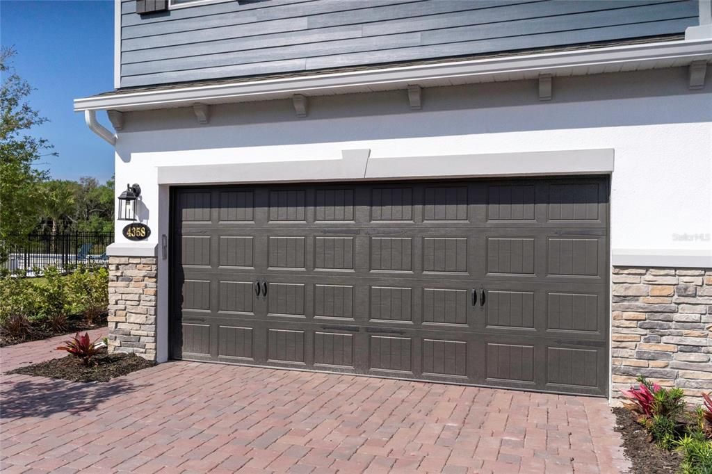 For Rent: $2,850 (3 beds, 2 baths, 1702 Square Feet)