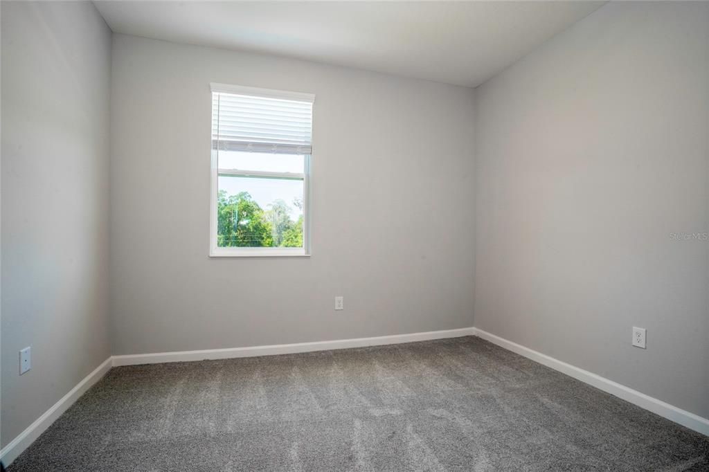 For Rent: $2,850 (3 beds, 2 baths, 1702 Square Feet)