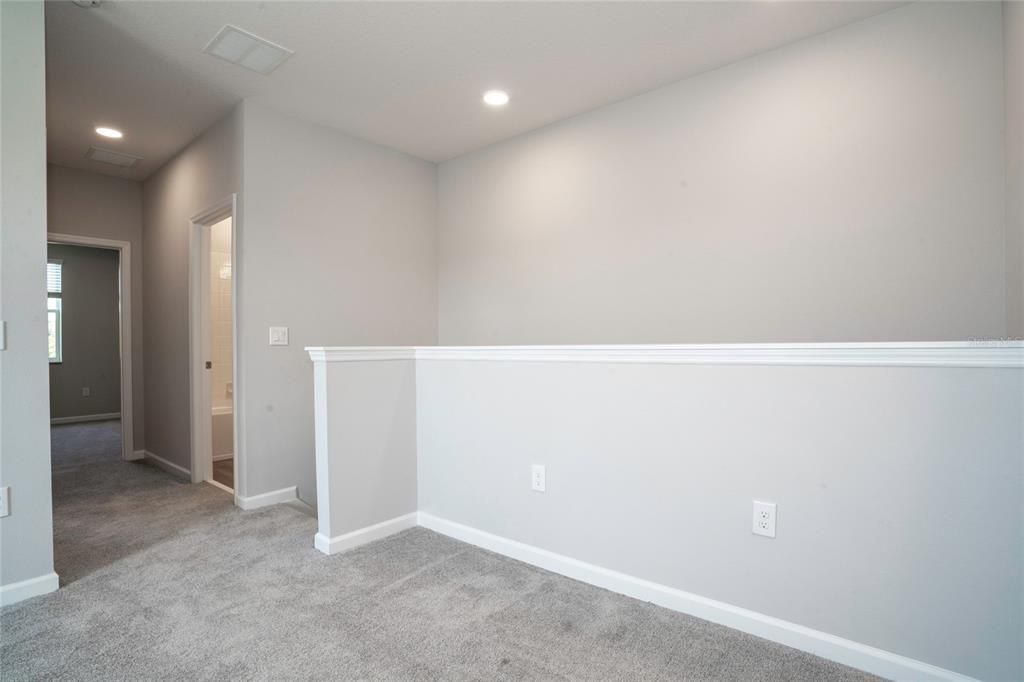 For Rent: $2,850 (3 beds, 2 baths, 1702 Square Feet)