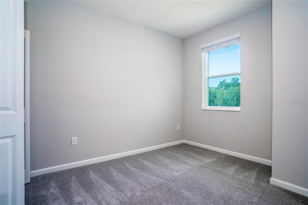 For Rent: $2,850 (3 beds, 2 baths, 1702 Square Feet)