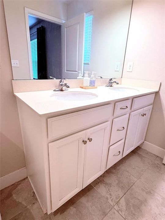 For Sale: $358,000 (3 beds, 2 baths, 1612 Square Feet)