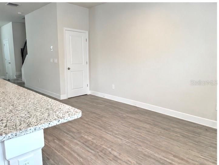 For Sale: $358,000 (3 beds, 2 baths, 1612 Square Feet)