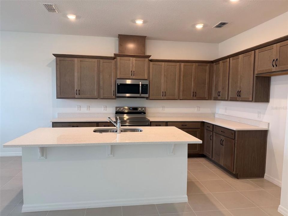 For Sale: $337,990 (4 beds, 2 baths, 1900 Square Feet)