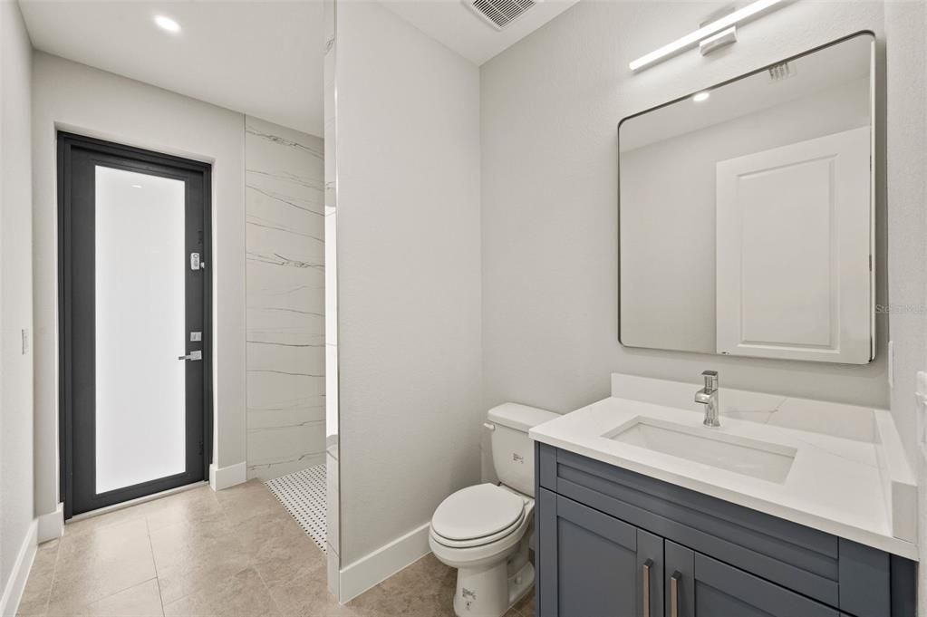For Sale: $569,900 (3 beds, 2 baths, 2000 Square Feet)