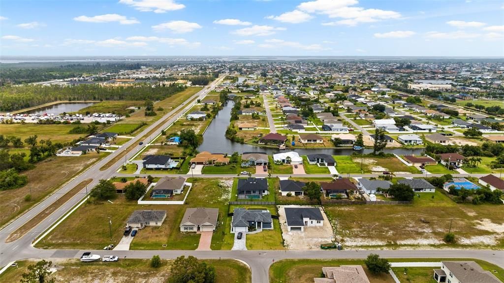 For Sale: $569,900 (3 beds, 2 baths, 2000 Square Feet)