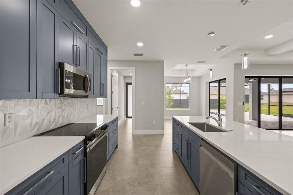 For Sale: $569,900 (3 beds, 2 baths, 2000 Square Feet)