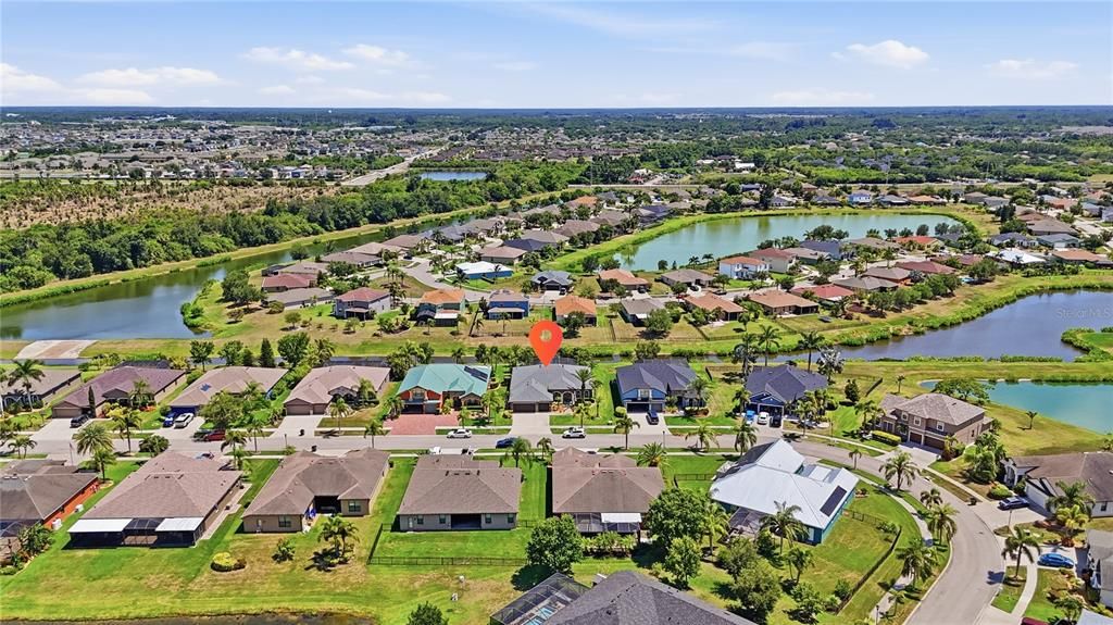 For Sale: $599,900 (5 beds, 3 baths, 2916 Square Feet)