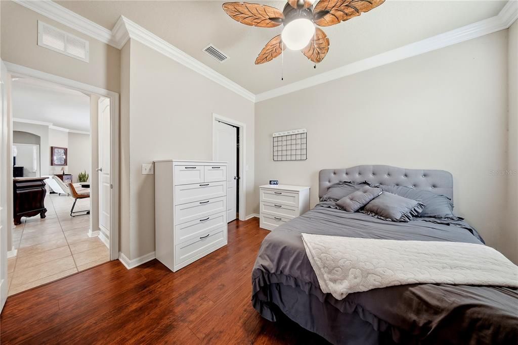 For Sale: $599,900 (5 beds, 3 baths, 2916 Square Feet)