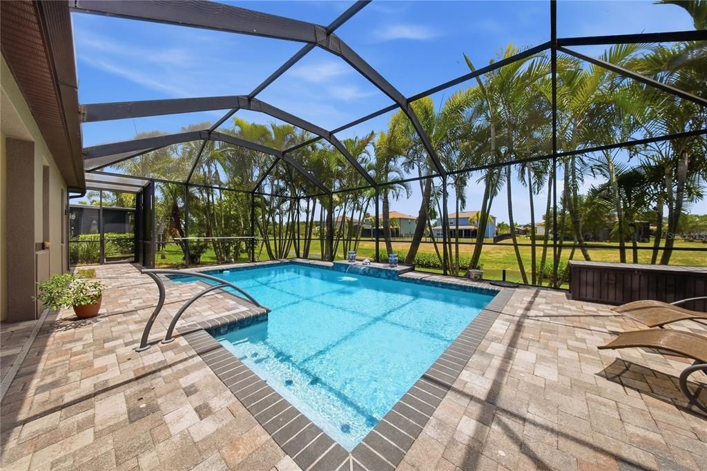 For Sale: $599,900 (5 beds, 3 baths, 2916 Square Feet)