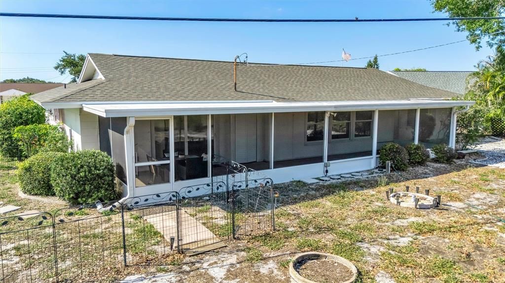 Active With Contract: $320,000 (3 beds, 2 baths, 2200 Square Feet)