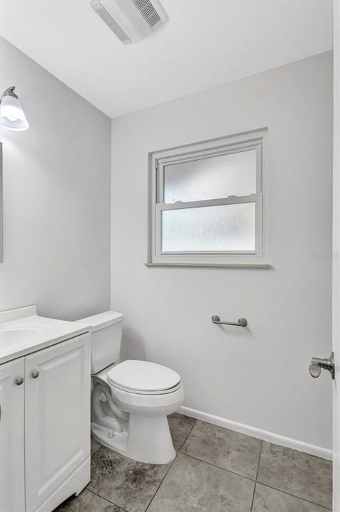 Active With Contract: $320,000 (3 beds, 2 baths, 2200 Square Feet)