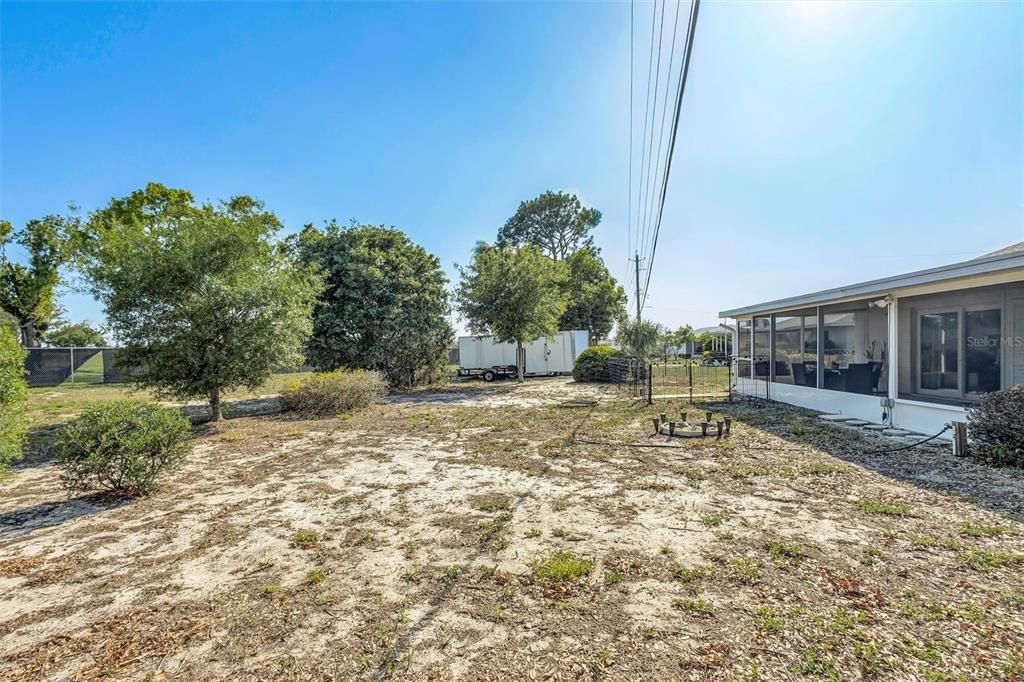 Active With Contract: $320,000 (3 beds, 2 baths, 2200 Square Feet)
