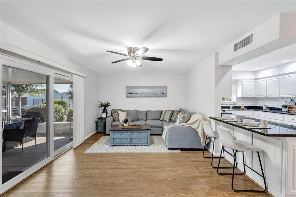 Active With Contract: $320,000 (3 beds, 2 baths, 2200 Square Feet)