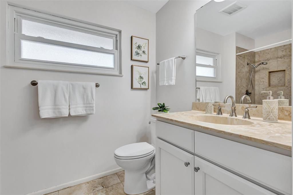 Active With Contract: $320,000 (3 beds, 2 baths, 2200 Square Feet)