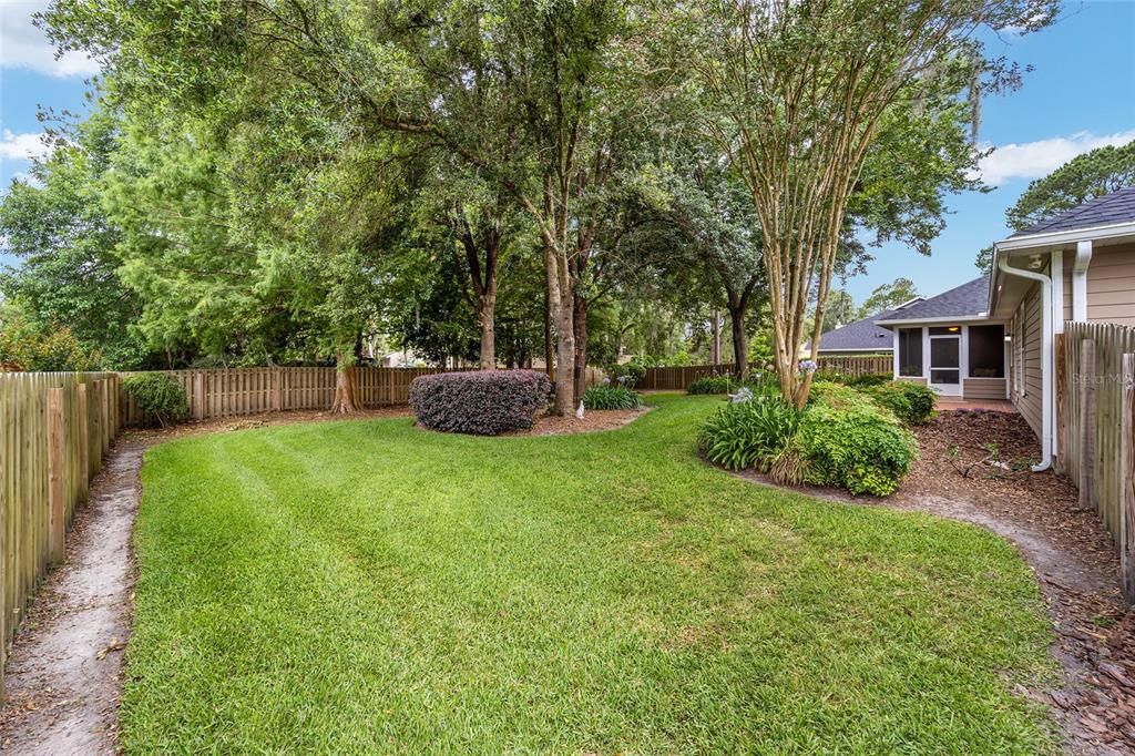 For Sale: $379,000 (3 beds, 3 baths, 1910 Square Feet)