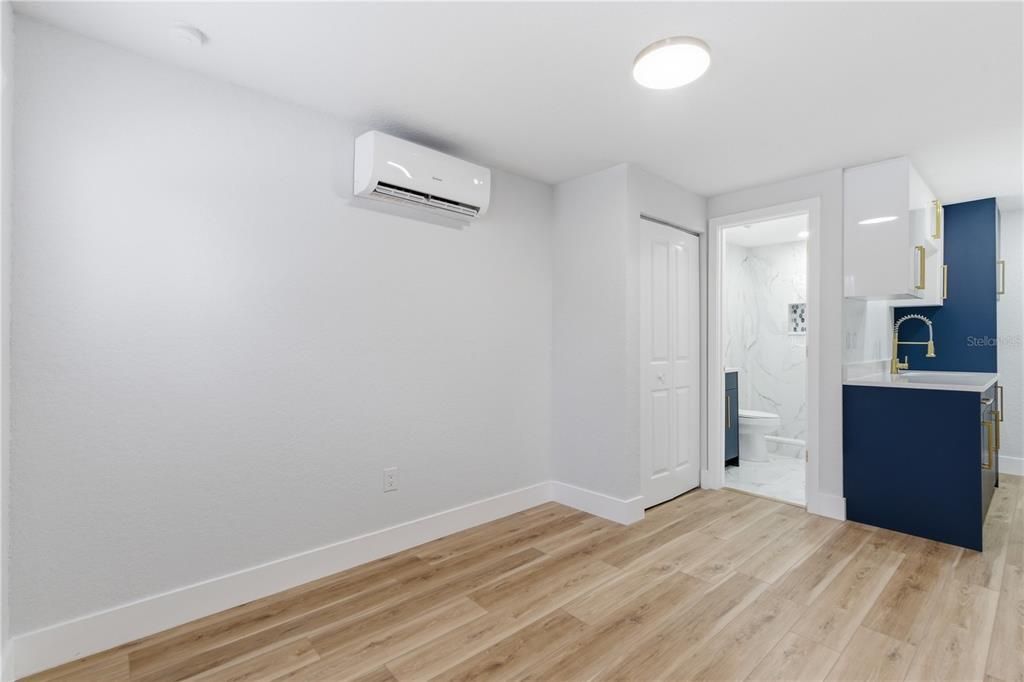 For Sale: $384,900 (3 beds, 2 baths, 1384 Square Feet)