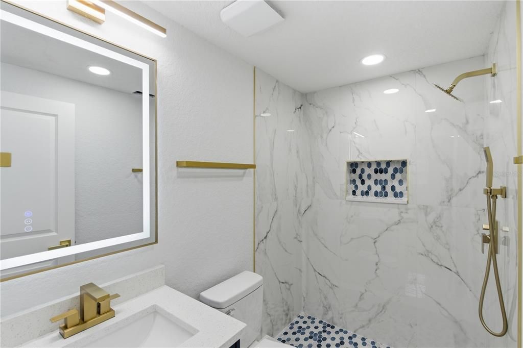 For Sale: $384,900 (3 beds, 2 baths, 1384 Square Feet)