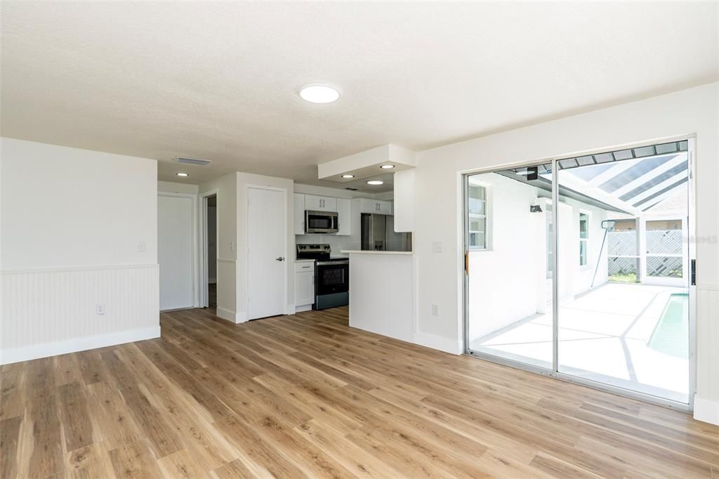 На продажу: $494,999 (3 спален, 2 ванн, 1536 Квадратных фут)