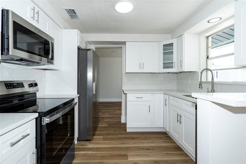 На продажу: $494,999 (3 спален, 2 ванн, 1536 Квадратных фут)