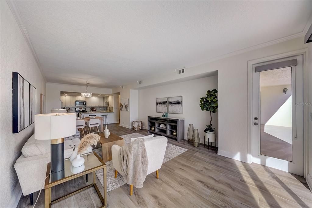 For Sale: $558,000 (2 beds, 2 baths, 1403 Square Feet)