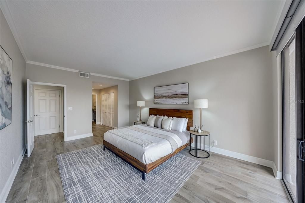 For Sale: $558,000 (2 beds, 2 baths, 1403 Square Feet)