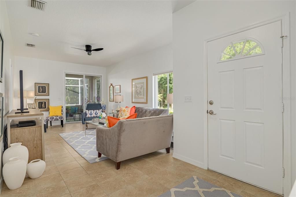 Active With Contract: $390,000 (2 beds, 2 baths, 1563 Square Feet)