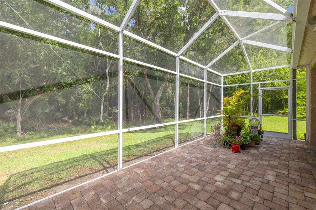 Active With Contract: $390,000 (2 beds, 2 baths, 1563 Square Feet)