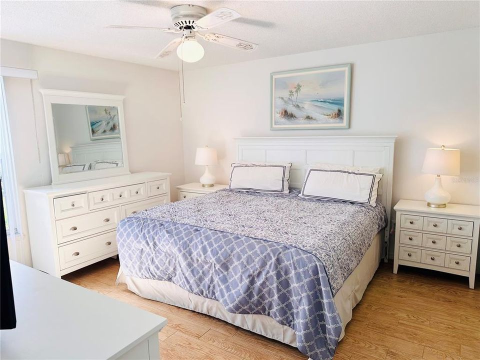 For Sale: $241,000 (2 beds, 2 baths, 1478 Square Feet)