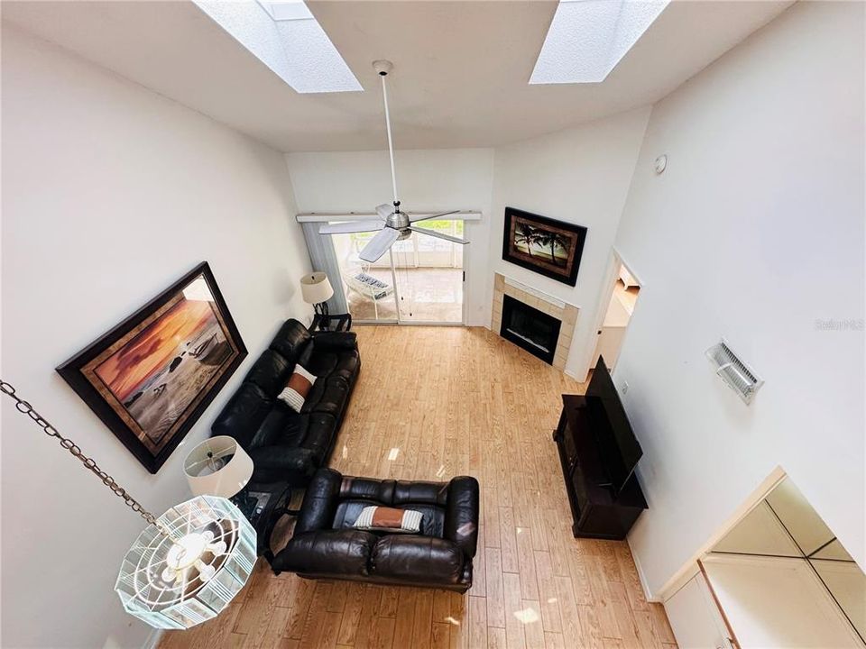 For Sale: $241,000 (2 beds, 2 baths, 1478 Square Feet)
