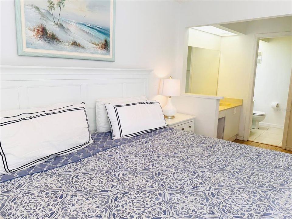 For Sale: $241,000 (2 beds, 2 baths, 1478 Square Feet)