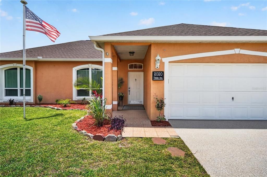 For Sale: $387,000 (3 beds, 2 baths, 1664 Square Feet)