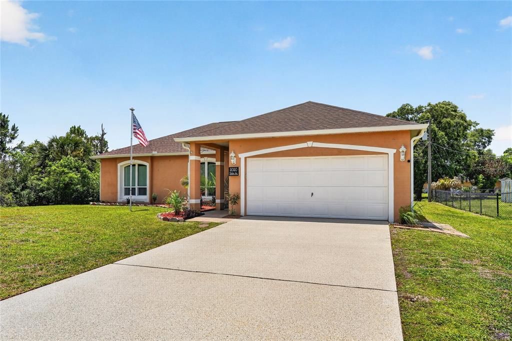 For Sale: $387,000 (3 beds, 2 baths, 1664 Square Feet)