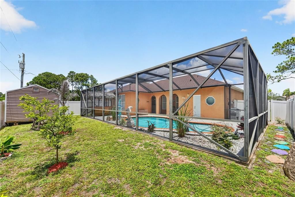 For Sale: $387,000 (3 beds, 2 baths, 1664 Square Feet)