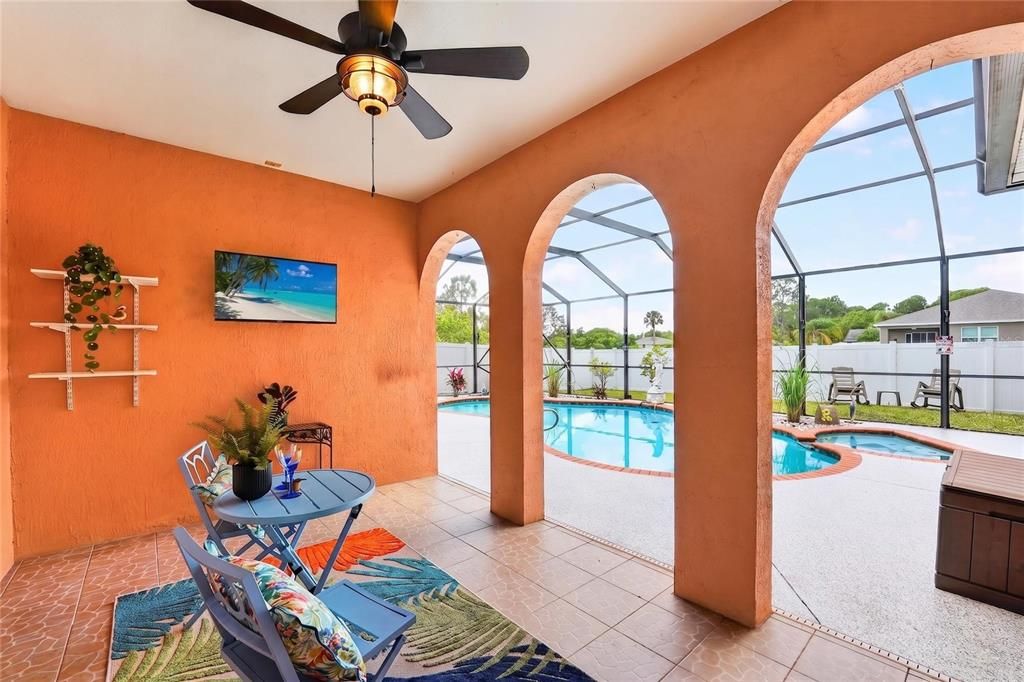 For Sale: $387,000 (3 beds, 2 baths, 1664 Square Feet)