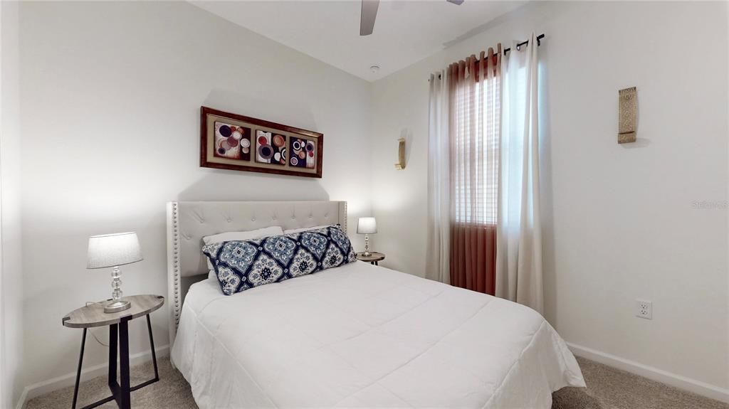 For Sale: $370,000 (4 beds, 2 baths, 1882 Square Feet)