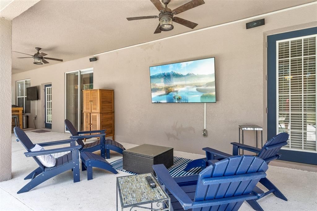 Active With Contract: $949,000 (5 beds, 3 baths, 3708 Square Feet)