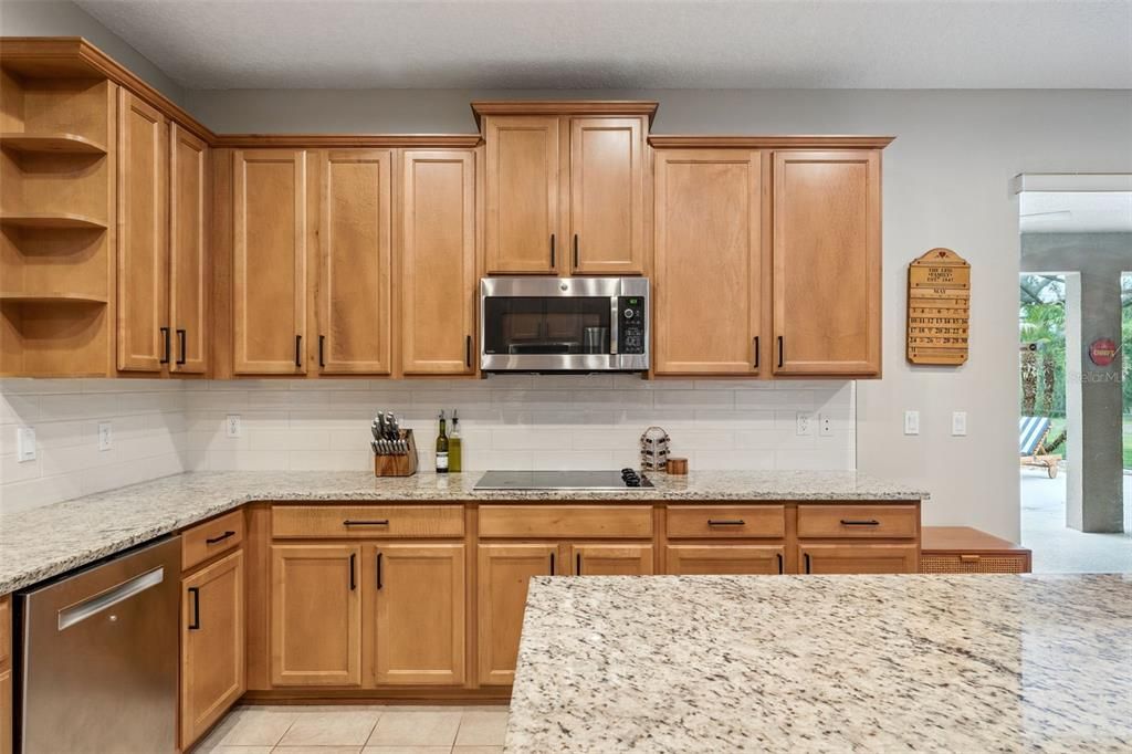 Active With Contract: $949,000 (5 beds, 3 baths, 3708 Square Feet)