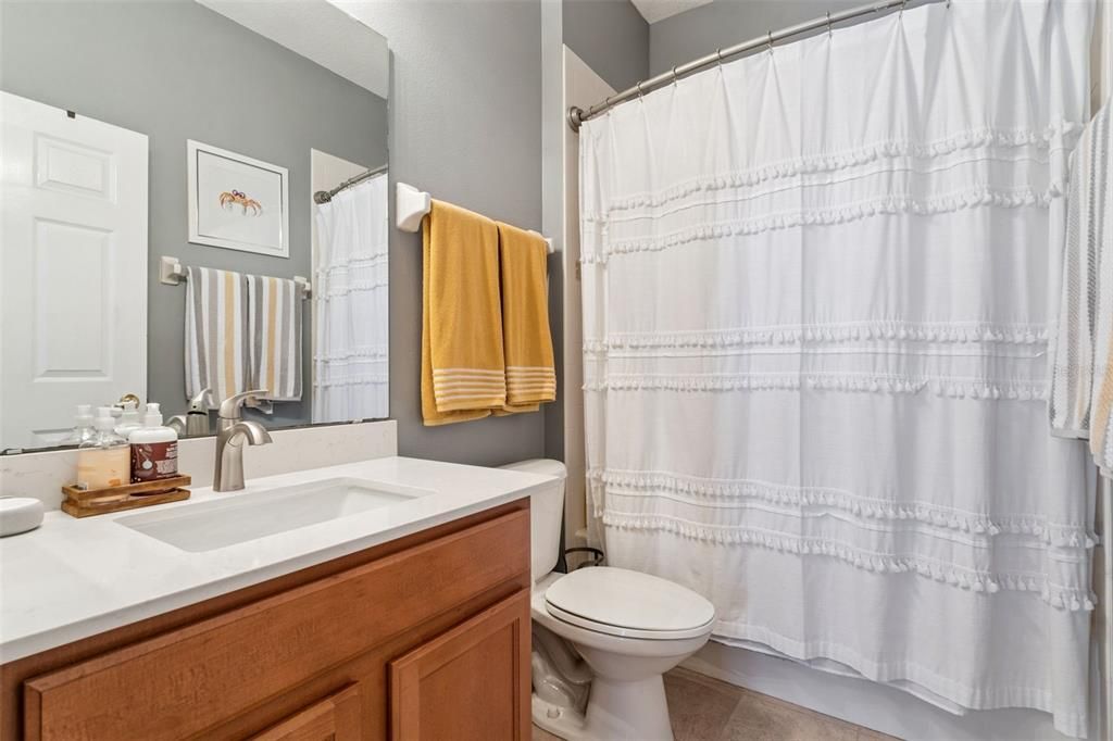 Active With Contract: $949,000 (5 beds, 3 baths, 3708 Square Feet)