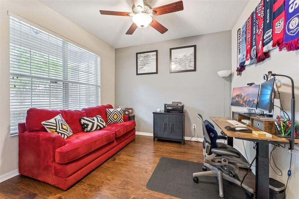 Active With Contract: $949,000 (5 beds, 3 baths, 3708 Square Feet)