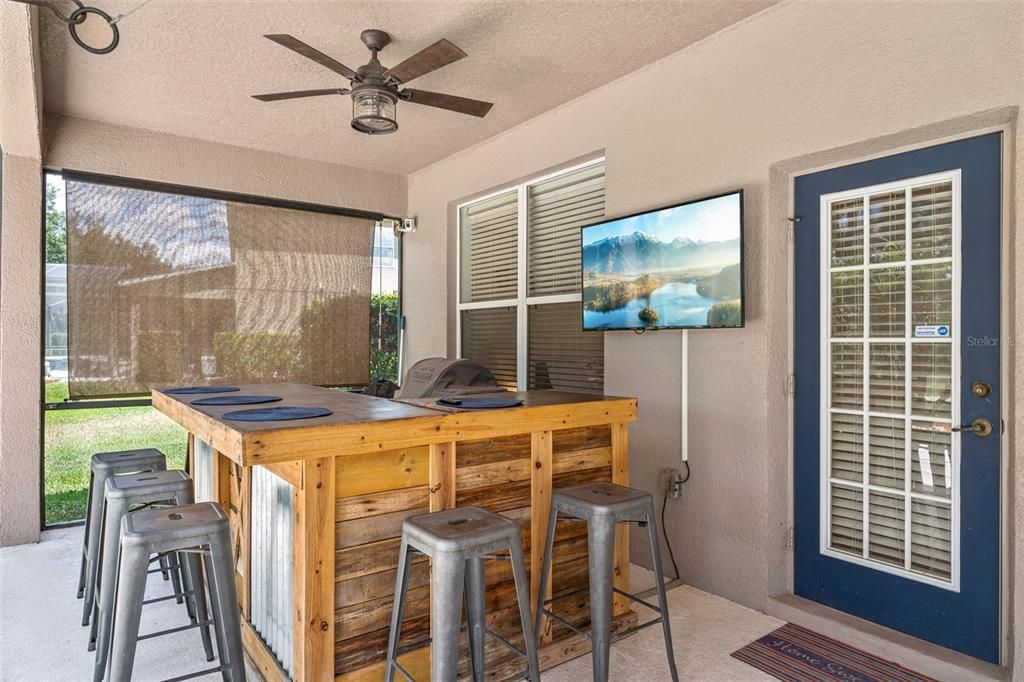 Active With Contract: $949,000 (5 beds, 3 baths, 3708 Square Feet)