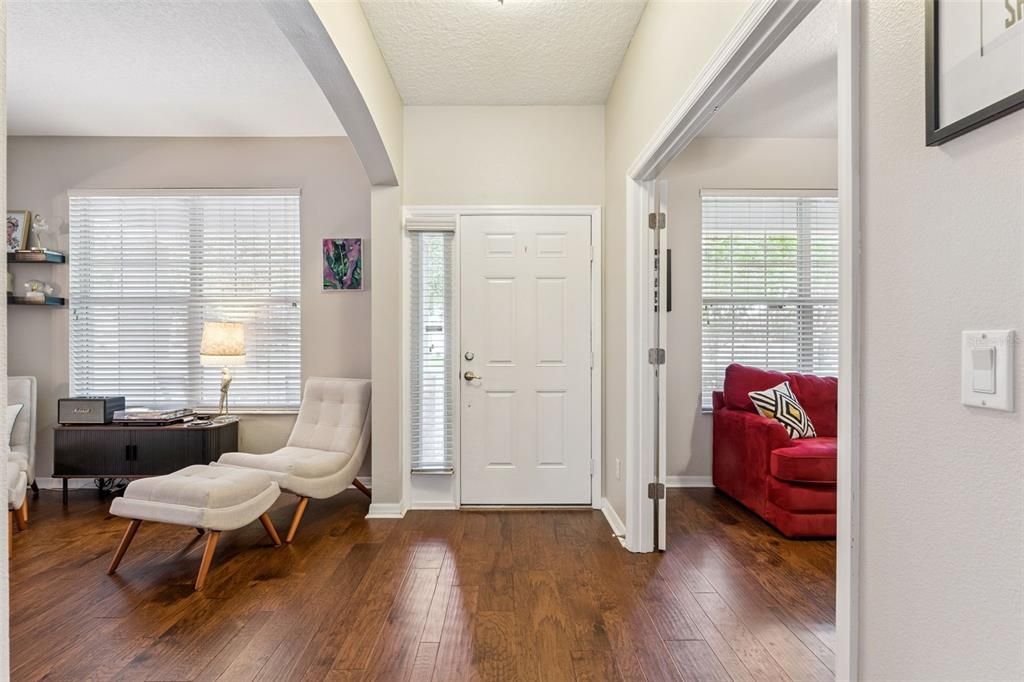 Active With Contract: $949,000 (5 beds, 3 baths, 3708 Square Feet)