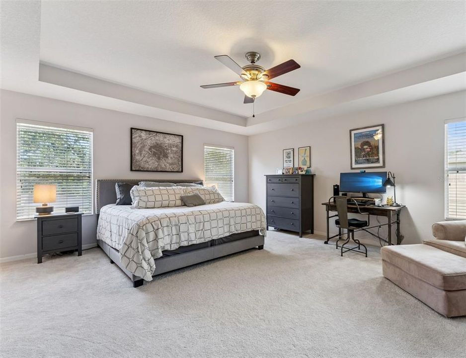 Active With Contract: $949,000 (5 beds, 3 baths, 3708 Square Feet)
