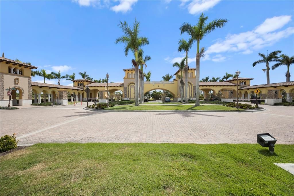 En Venta: $418,000 (3 camas, 2 baños, 2187 Pies cuadrados)