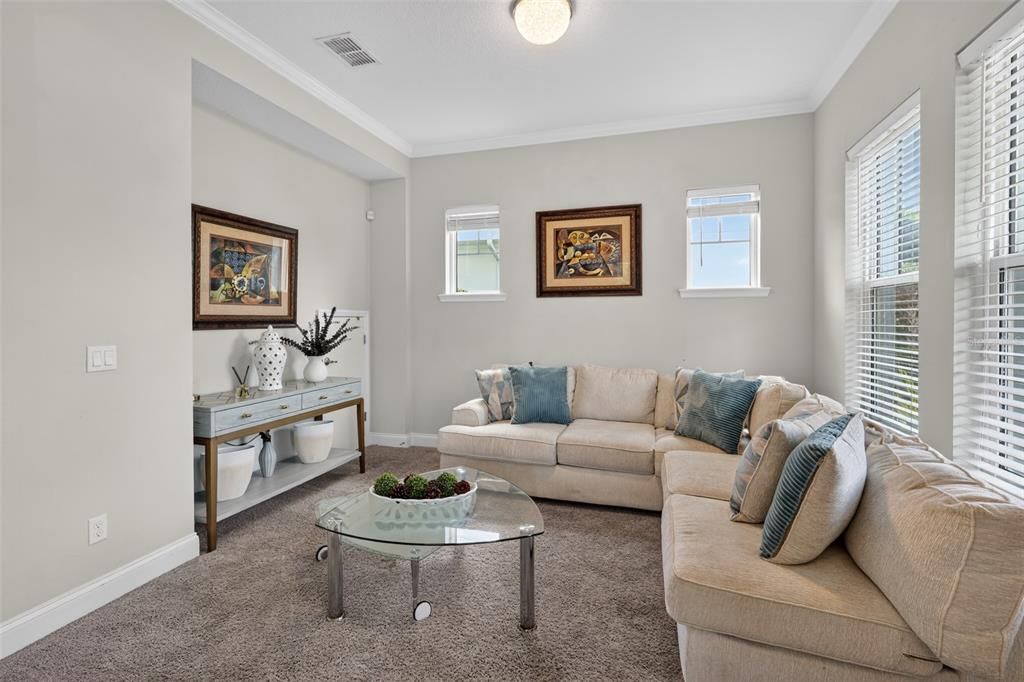 For Sale: $1,250,000 (7 beds, 5 baths, 4405 Square Feet)