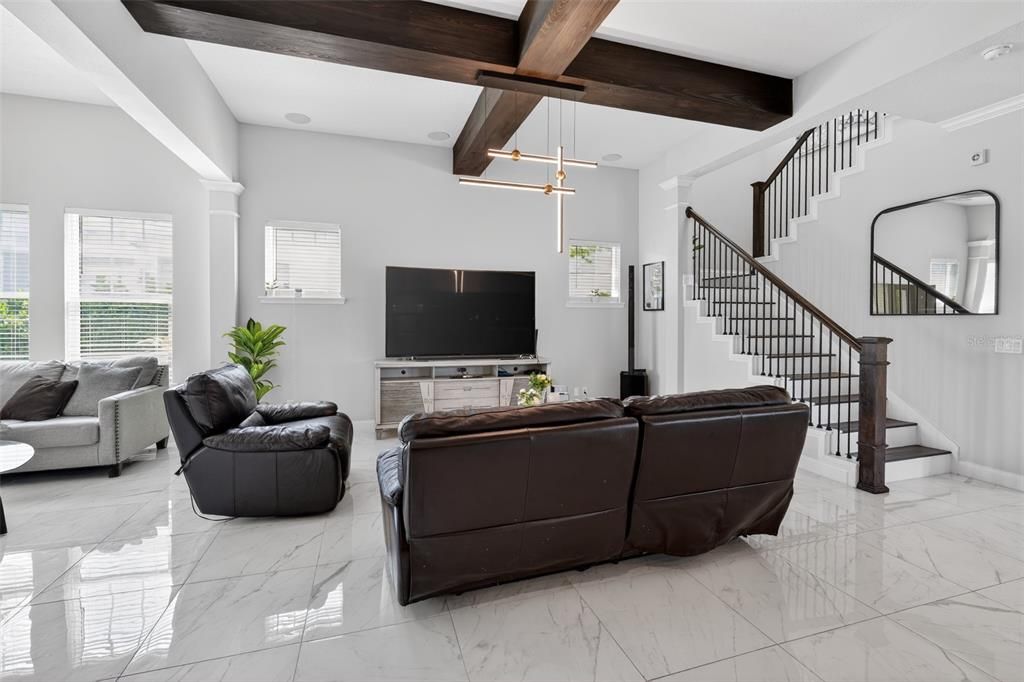 For Sale: $1,250,000 (7 beds, 5 baths, 4405 Square Feet)