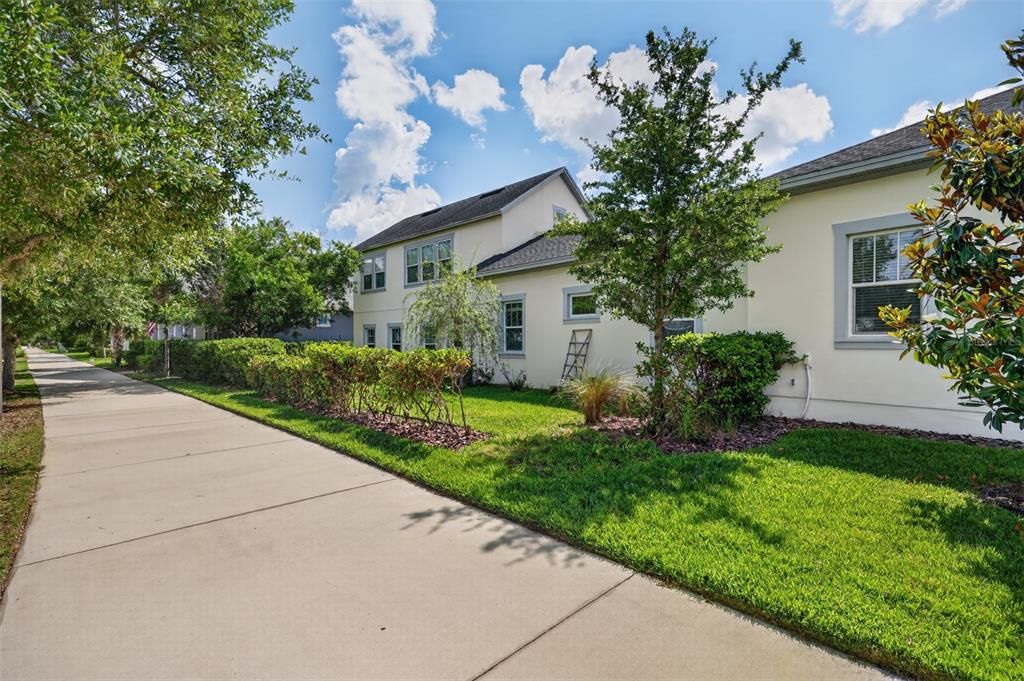 For Sale: $1,250,000 (7 beds, 5 baths, 4405 Square Feet)
