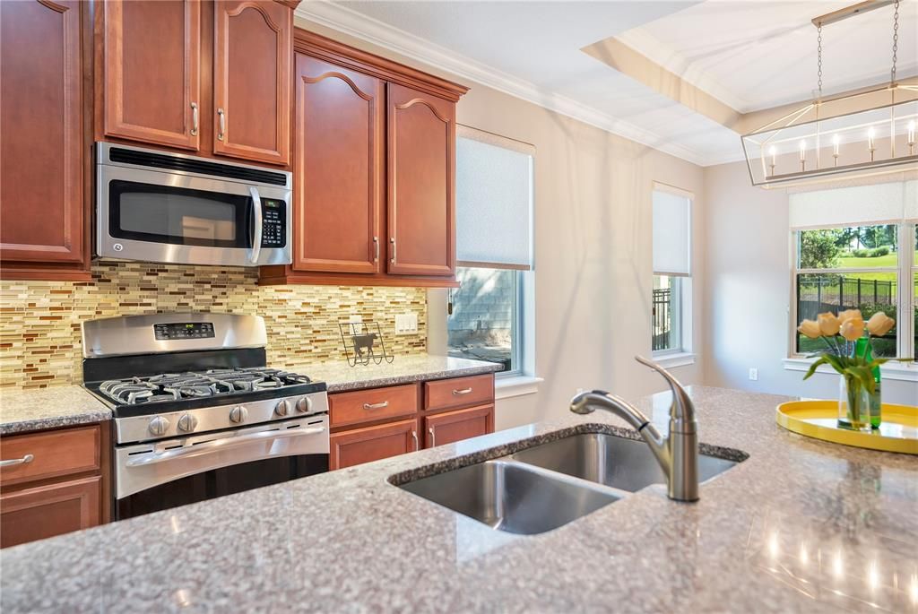 For Sale: $459,000 (3 beds, 2 baths, 2297 Square Feet)