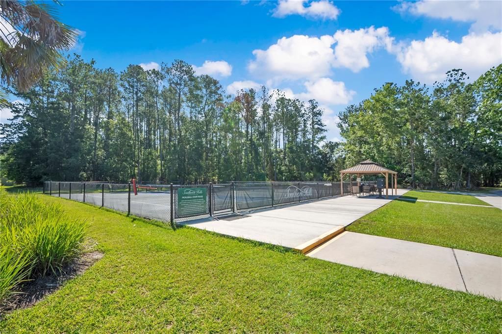 For Sale: $459,000 (3 beds, 2 baths, 2297 Square Feet)
