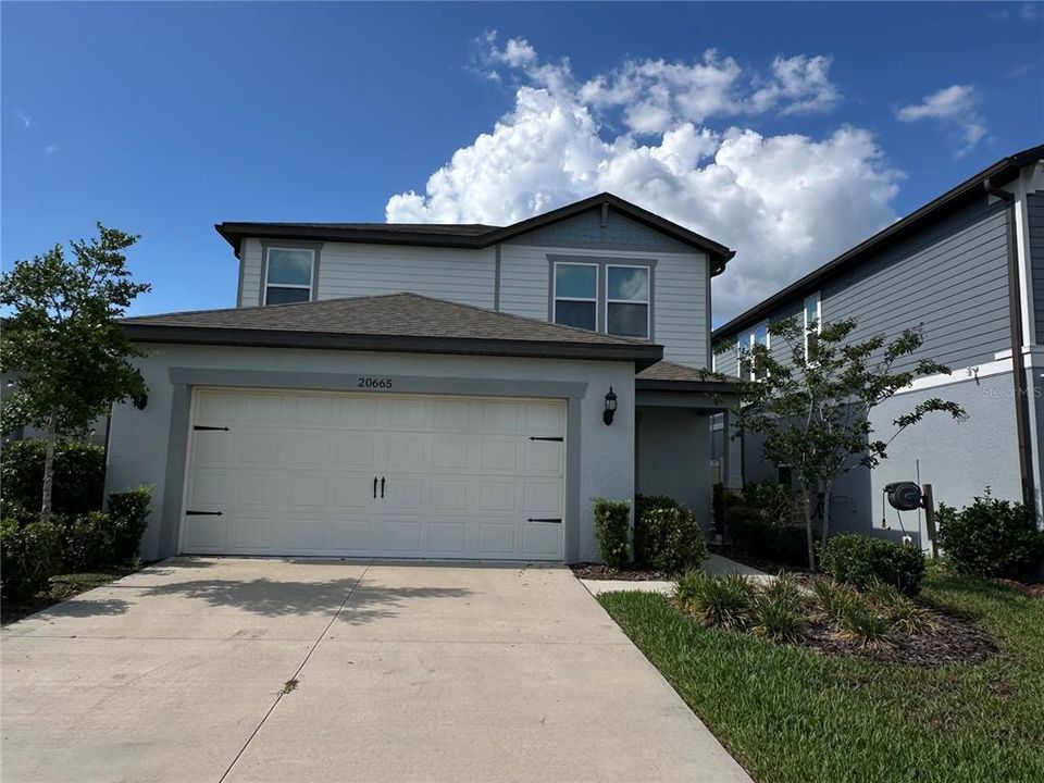 For Rent: $2,950 (4 beds, 3 baths, 2203 Square Feet)